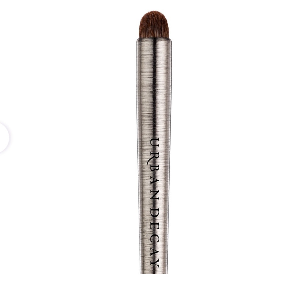 Urban Decay Finger Brush